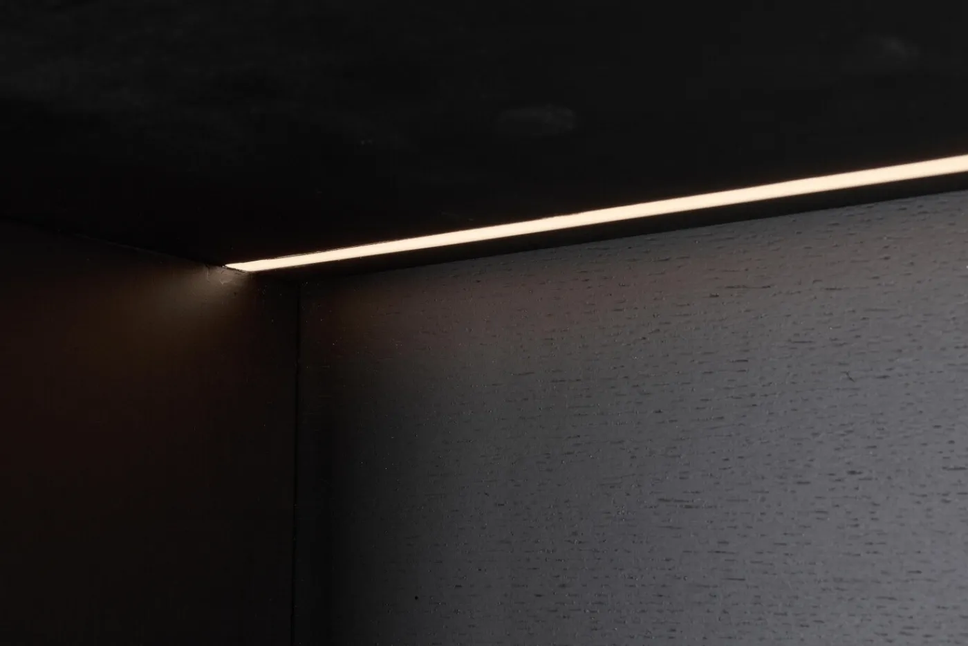 Placards|Armoires<Flamant BJORN, bibliothèque, , avec lumières LED dimmables Noir