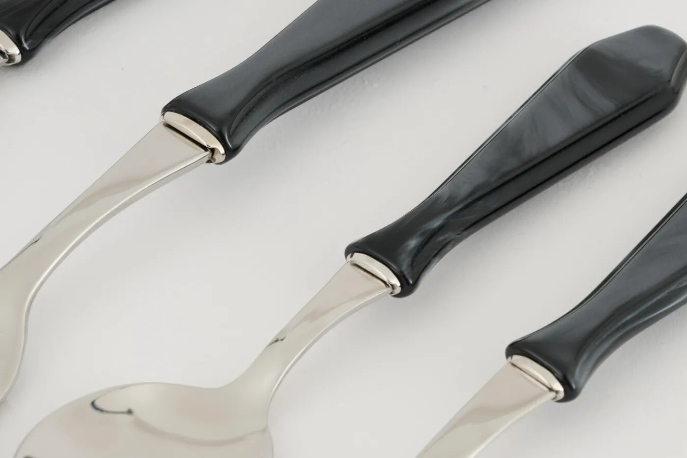 Couverts|Couverts<Flamant COLINE, couteau de table Noir