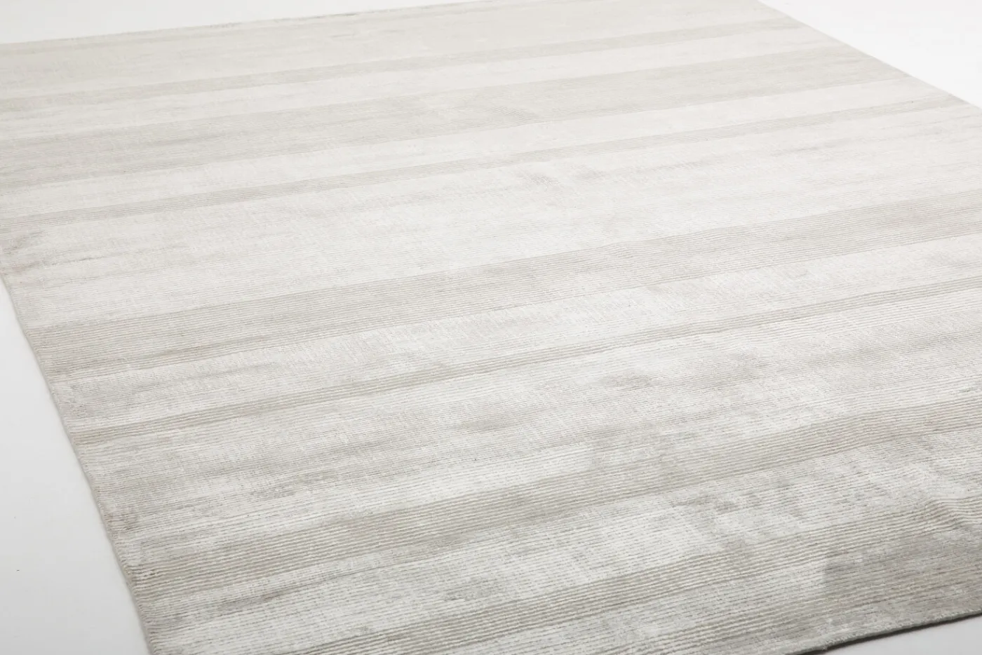 Tapis|Textile<Flamant DOUGAL, tapis, 250x350, silver Argent