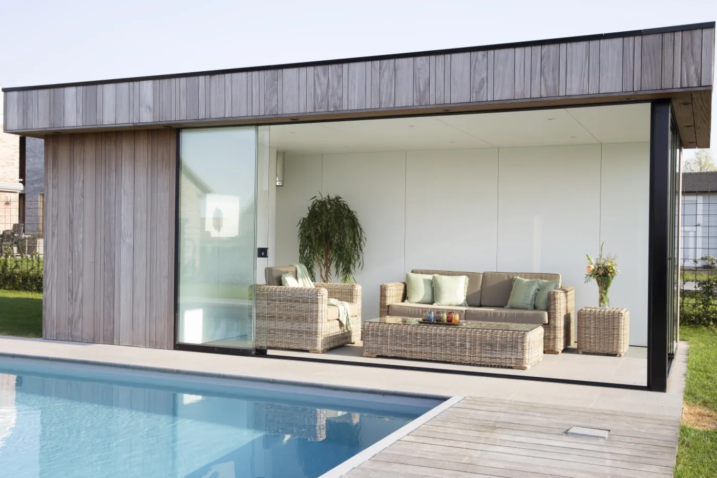 Tables|Tables<Flamant HILLS, bout de canapé de jardin Brun