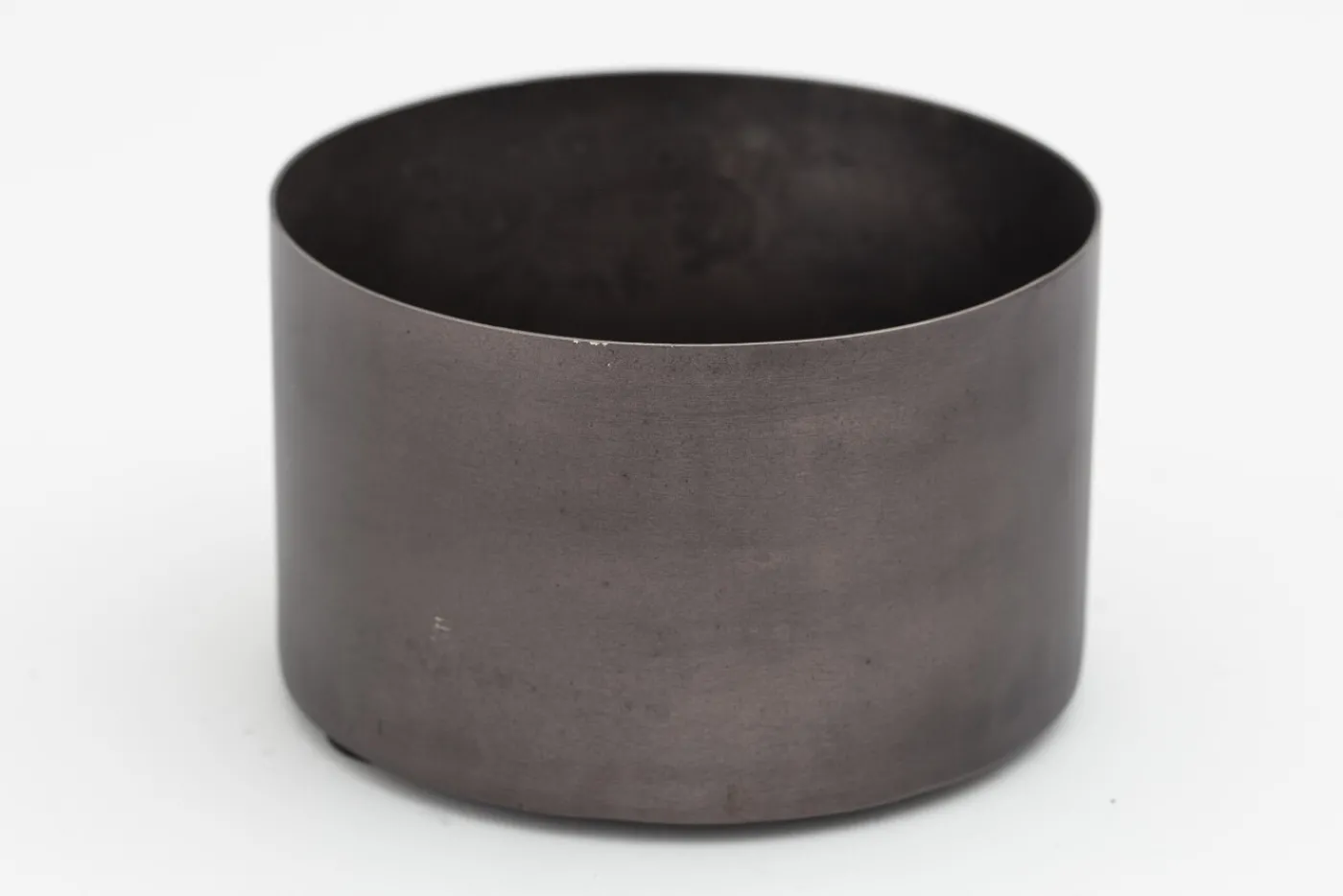 Plats|Plats<Flamant JATA, coupe, métal, rond, , S Noir