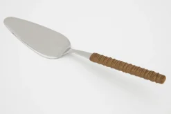 Couverts|Couverts<Flamant KORBA, serveur de gâteau Brun