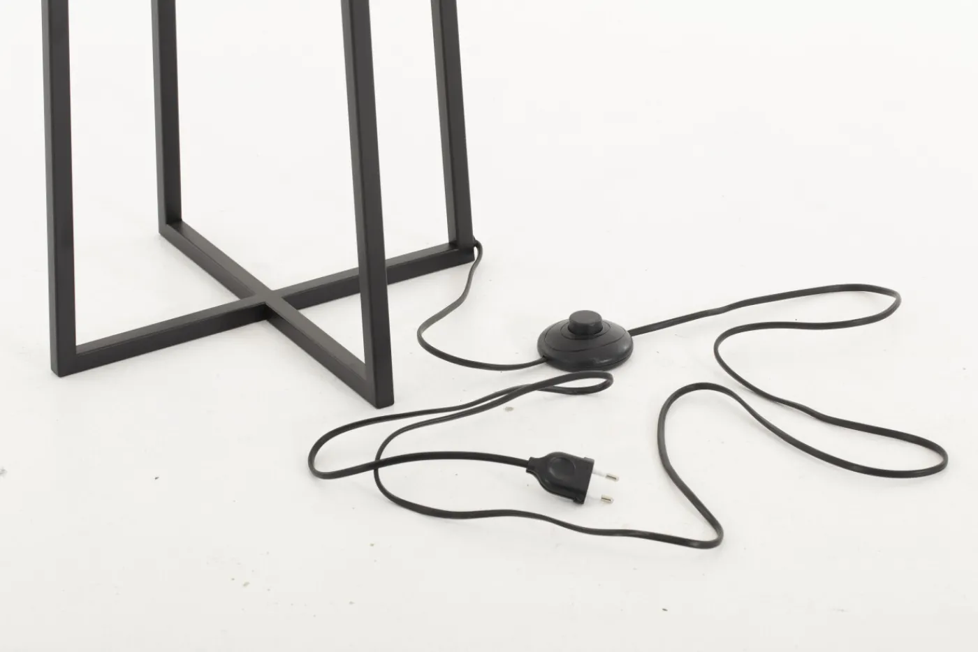 Lampadaires|Luminaire<Flamant PASCAL, lampadaire, métal, Noir