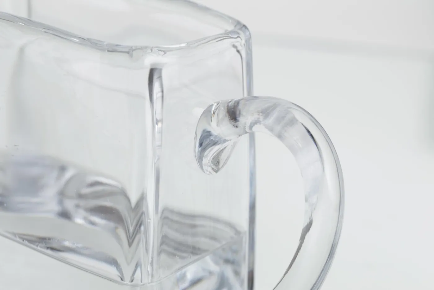 Carafes Et Bouteilles|Carafes Et Bouteilles<Flamant SENNE, pichet, verre, soufflé bouche Transparent