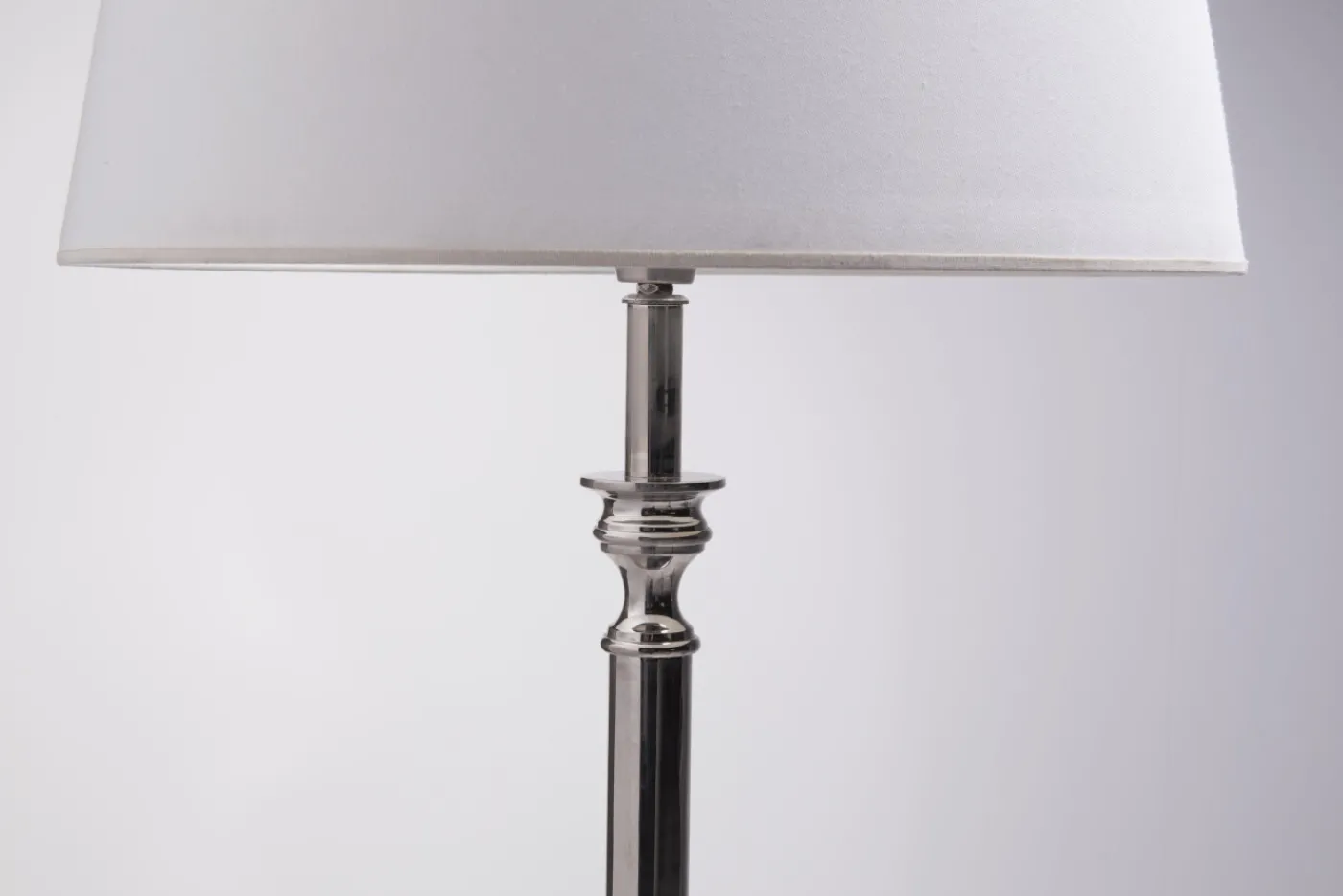 Lampadaires|Luminaire<Flamant SITA, lampadaire, laiton, nickel Argent