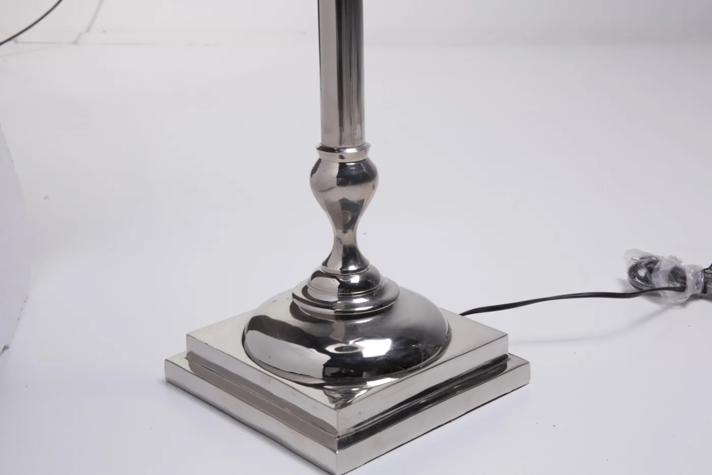 Lampadaires|Luminaire<Flamant SITA, lampadaire, laiton, nickel Argent