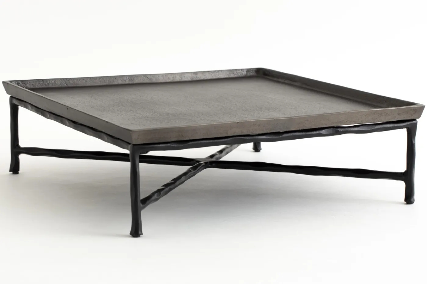 Plateaux|Accessoires<Flamant TINSLEY, plateau, métal, , L Noir