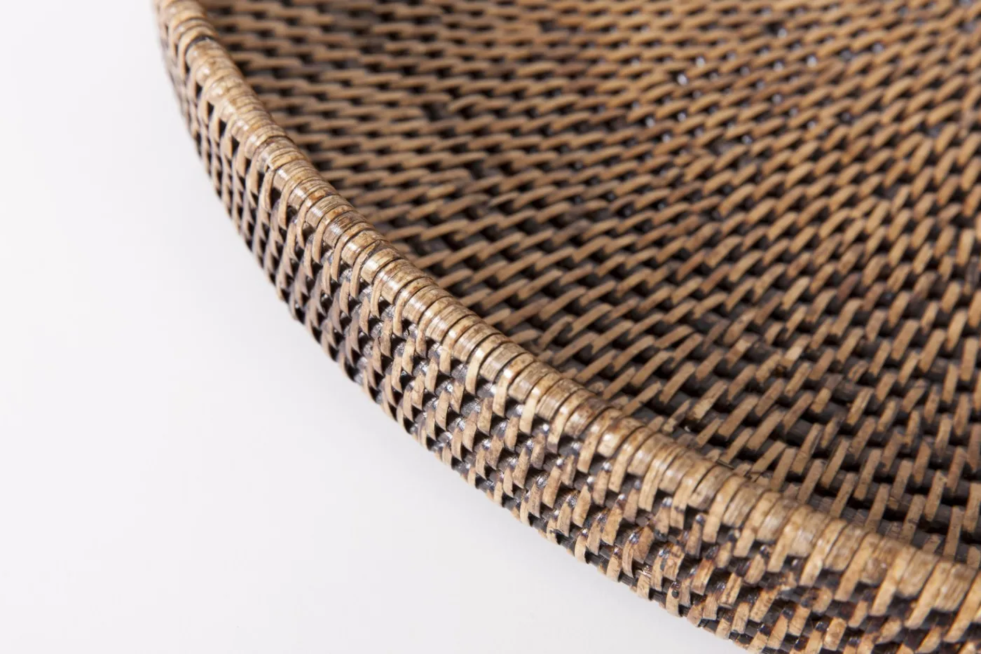 Plateaux|Accessoires<Flamant TOGO, plateau, rond, 48cm, tressé Brun